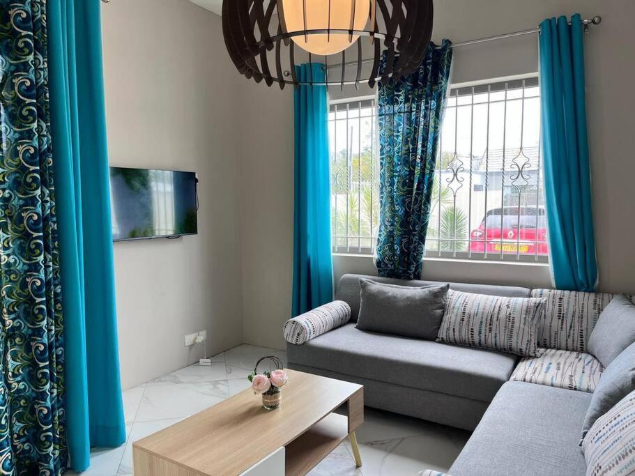Ferienhaus Solara - 2 Bedrooms - Air Cond - Pool - Garden - Bbq *