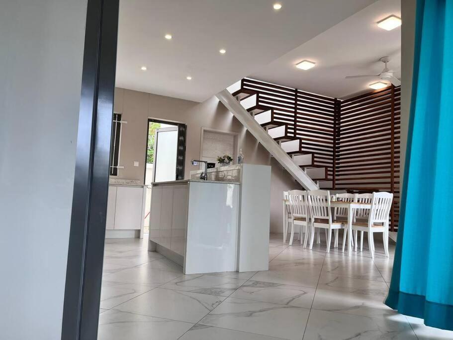 Ferienhaus Solara - 2 Bedrooms - Air Cond - Pool - Garden - Bbq *