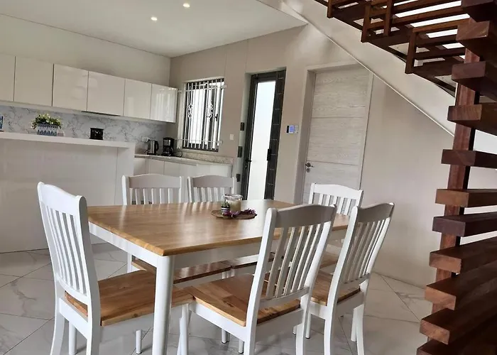 Solara Villa - 2 Bedrooms - Air Cond - Pool - Garden - Bbq