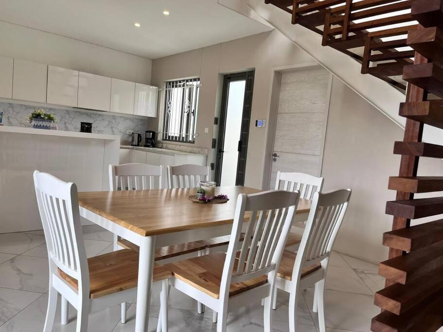 بيت للعطل Solara - 2 Bedrooms - Air Cond - Pool - Garden - Bbq *